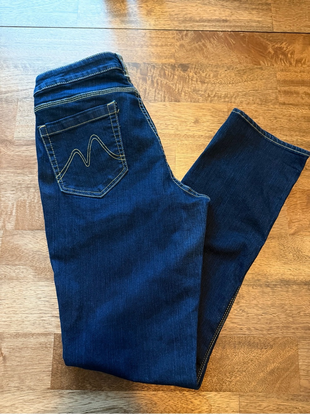 New York & Company Dark Blue Curvy Skinny Jeans